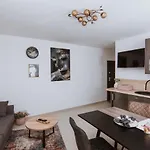 Apartamento Piip-ni-more *