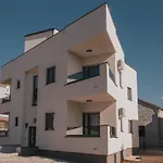 Piip-ni-more Apartamento *