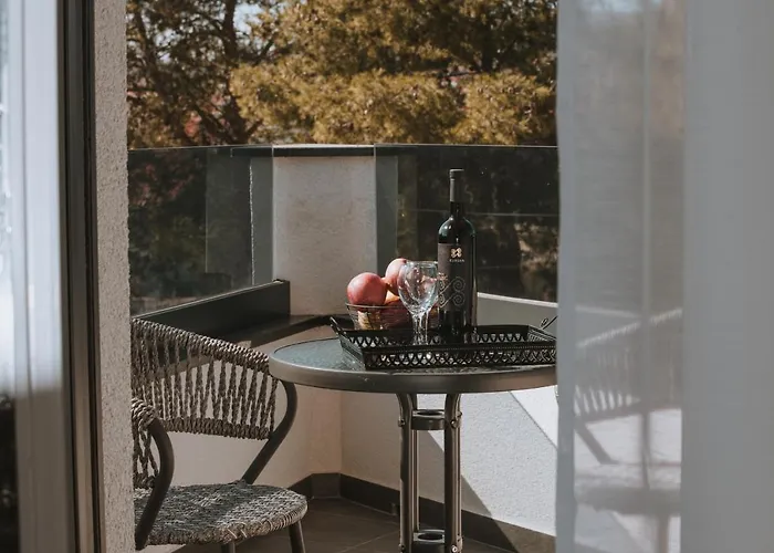 Piip-ni-more فوديس