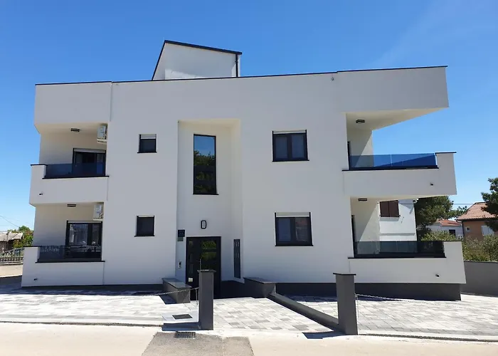 Piip-ni-more Apartment *