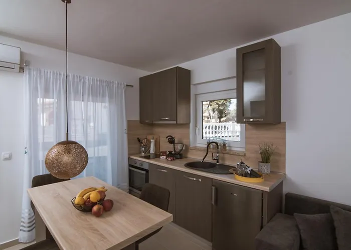 Piip-ni-more Apartment *